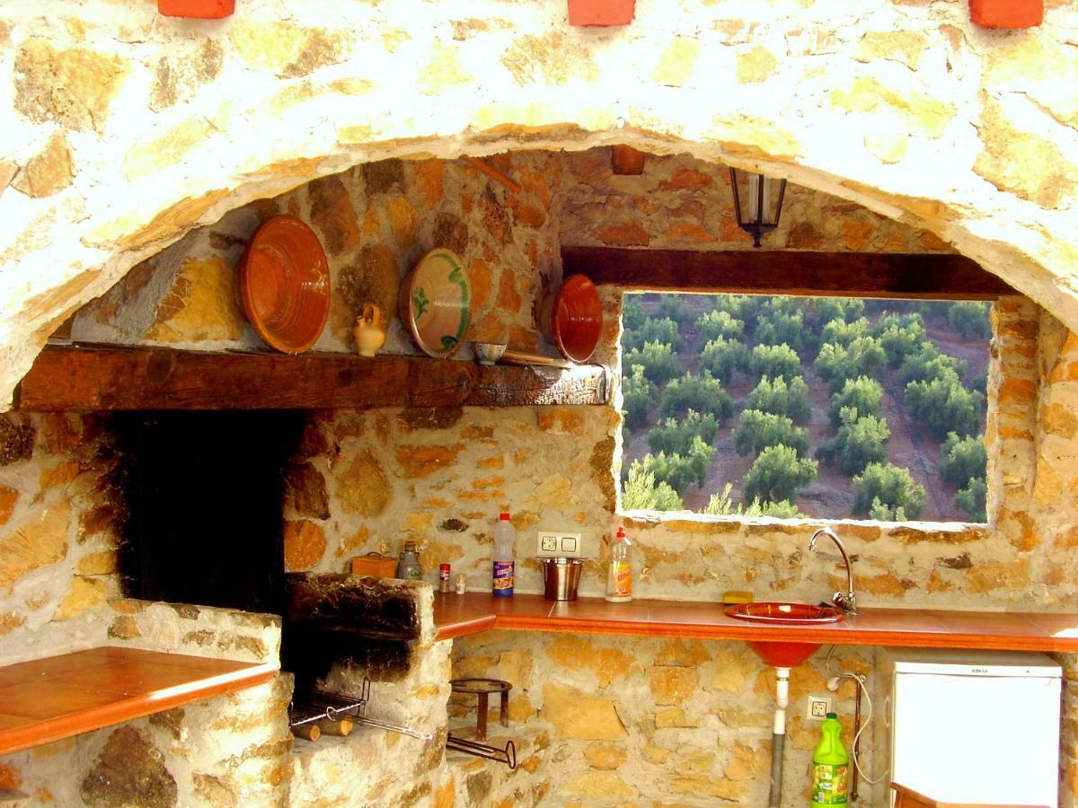 Alojamiento Rural El Agueelo Huelma Exterior foto